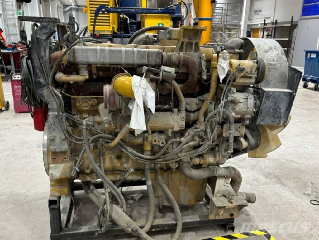 CAT C 13 Escavadoras de rastos