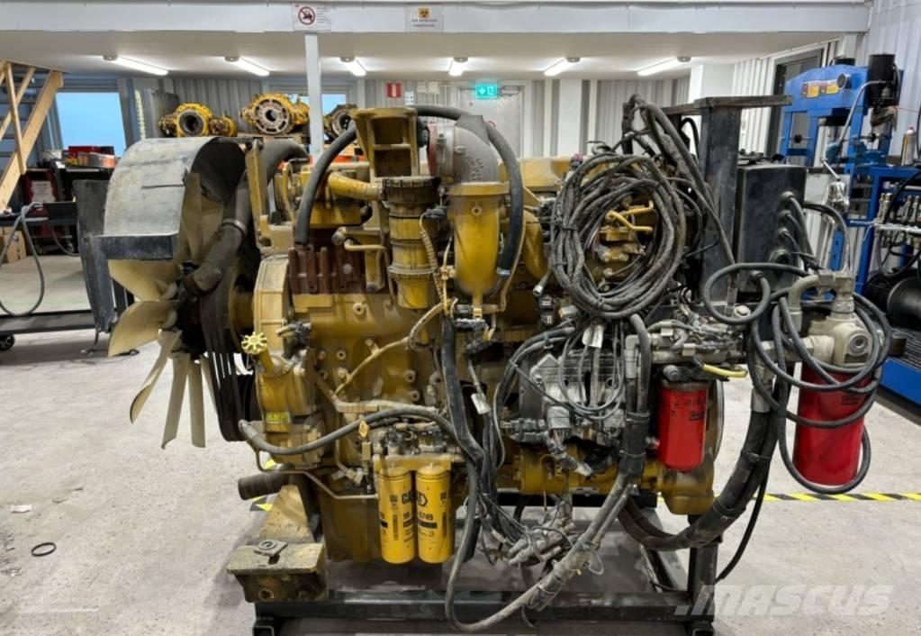CAT C 13 Escavadoras de rastos