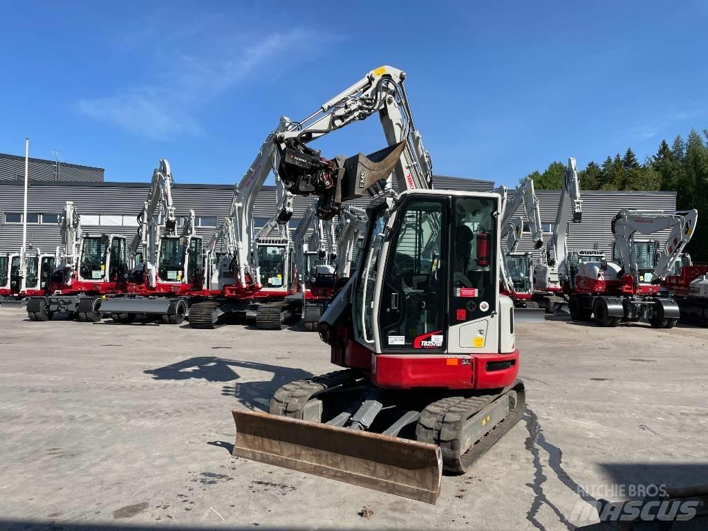 Takeuchi TB 257 FR Mini Escavadoras <7t