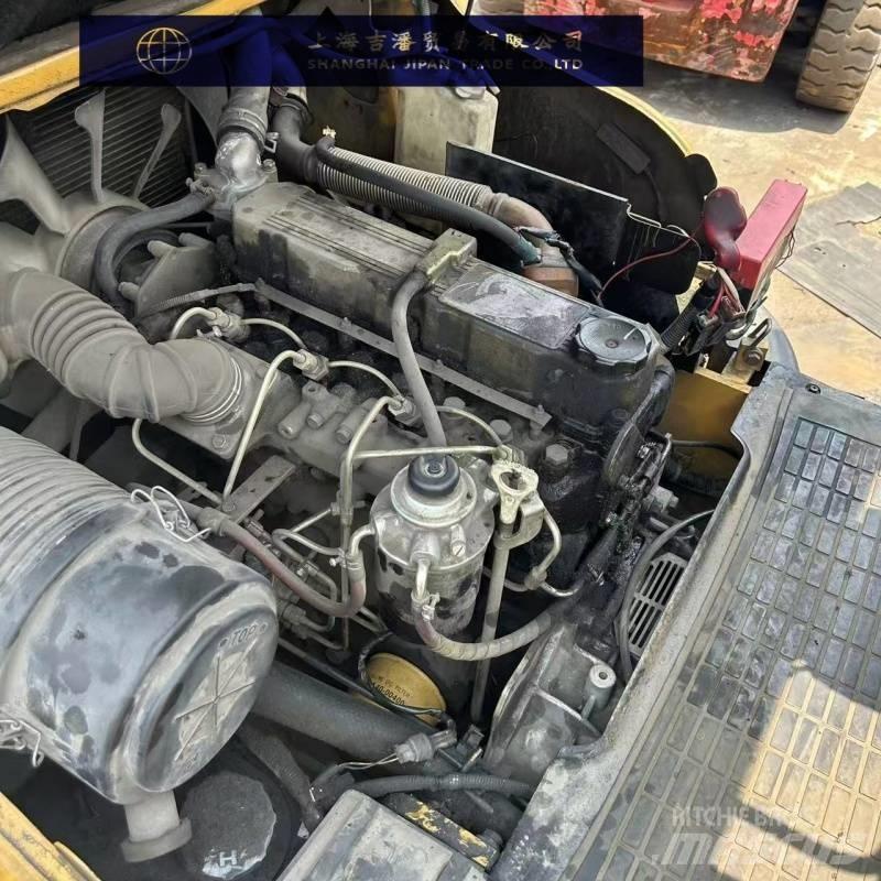 CAT 30 Empilhadores Diesel