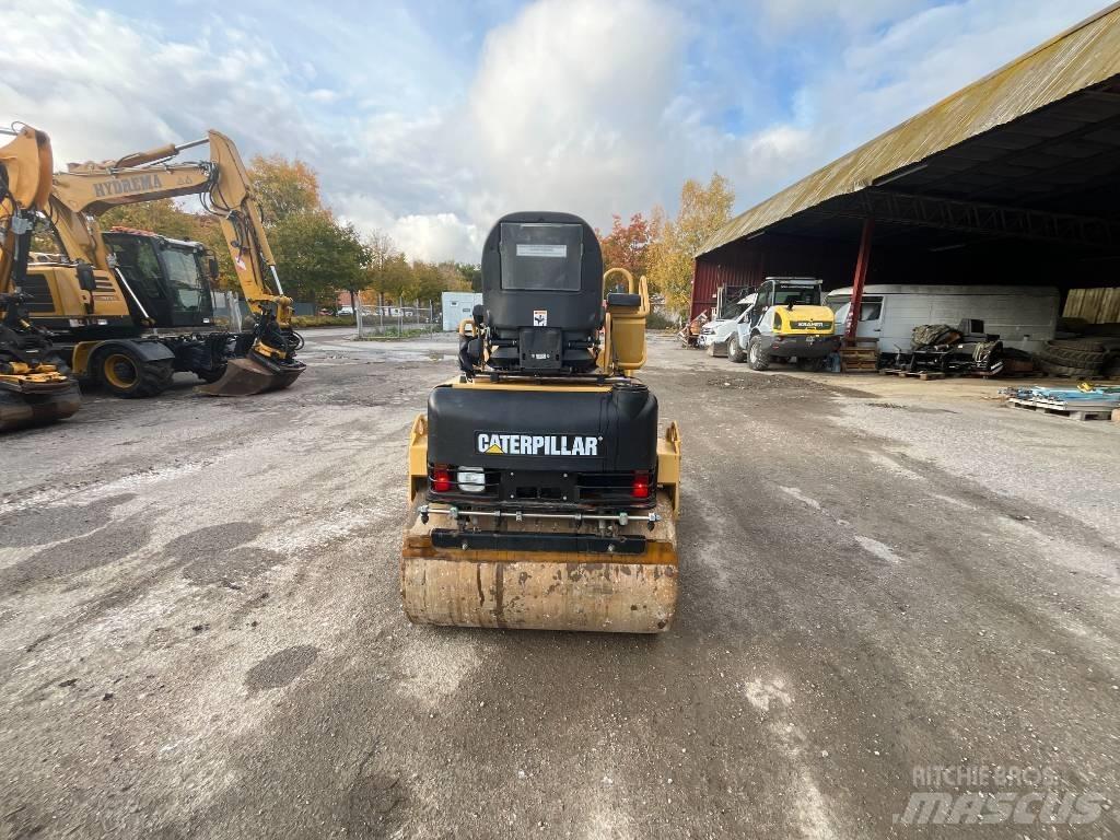 CAT CB 224E Cilindros Compactadores tandem