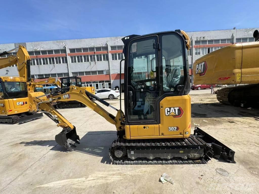 CAT 302 Mini Escavadoras <7t