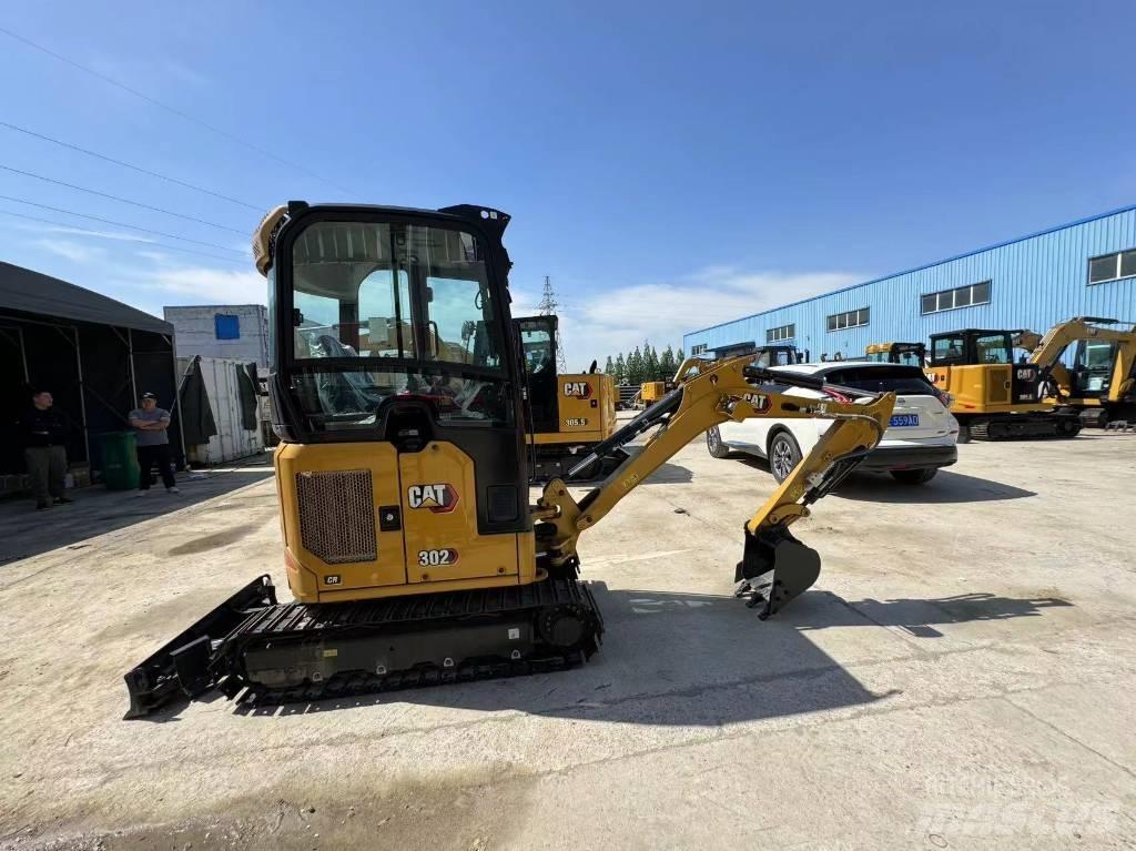CAT 302 Mini Escavadoras <7t