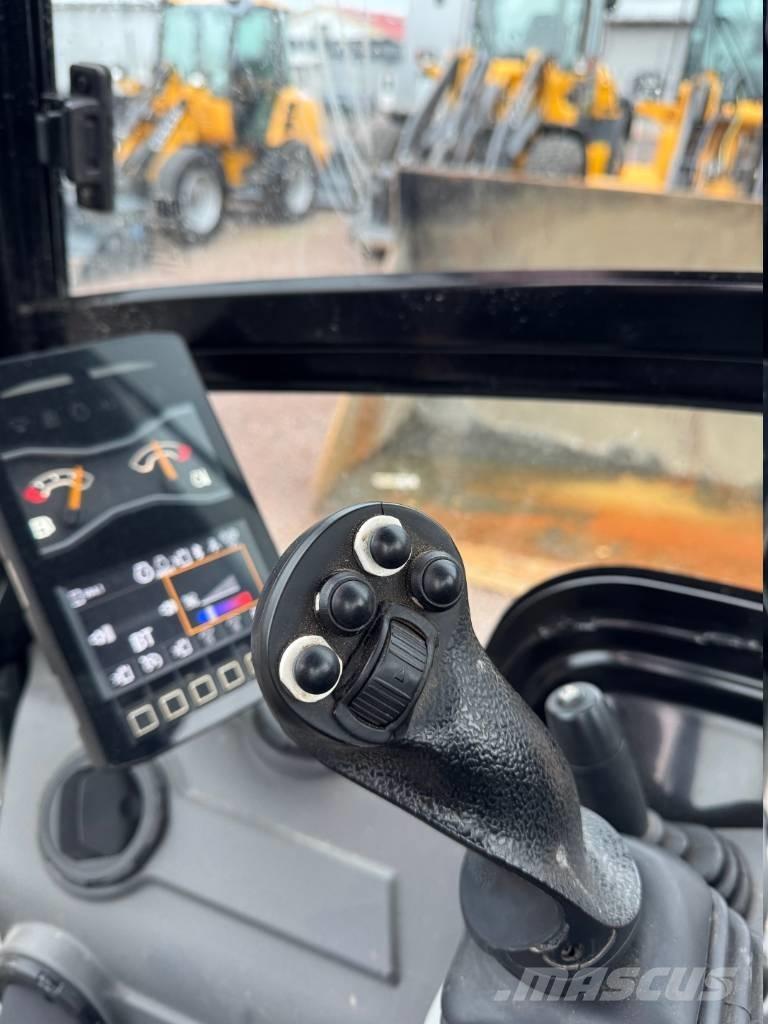 CAT 301.8 Mini Escavadoras <7t