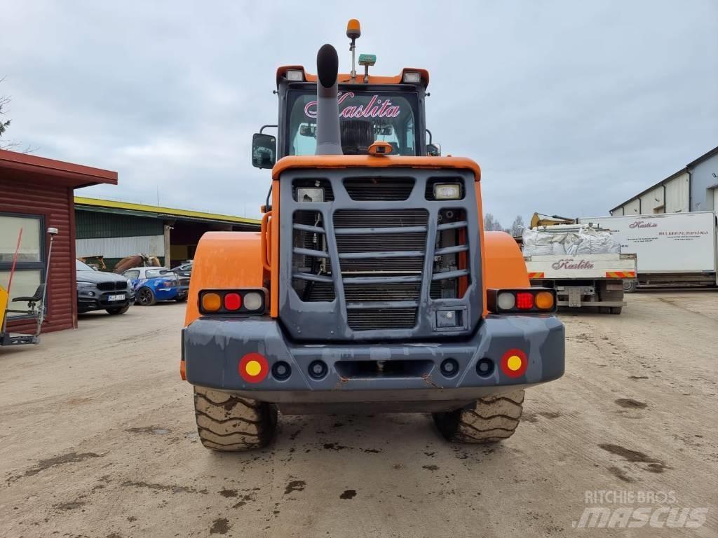 Doosan DL 200-3 Pás carregadoras de rodas