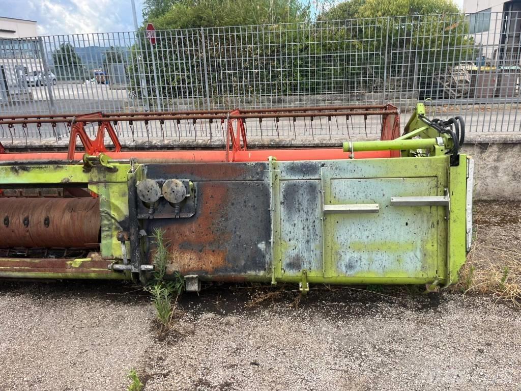 CLAAS C 600 Ceifeiras debulhadoras compactas