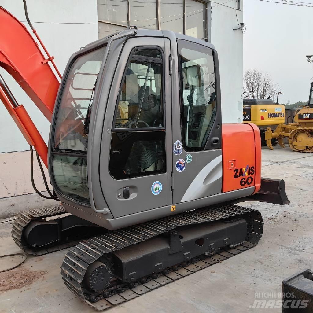 Hitachi ZX 60 Mini Escavadoras <7t
