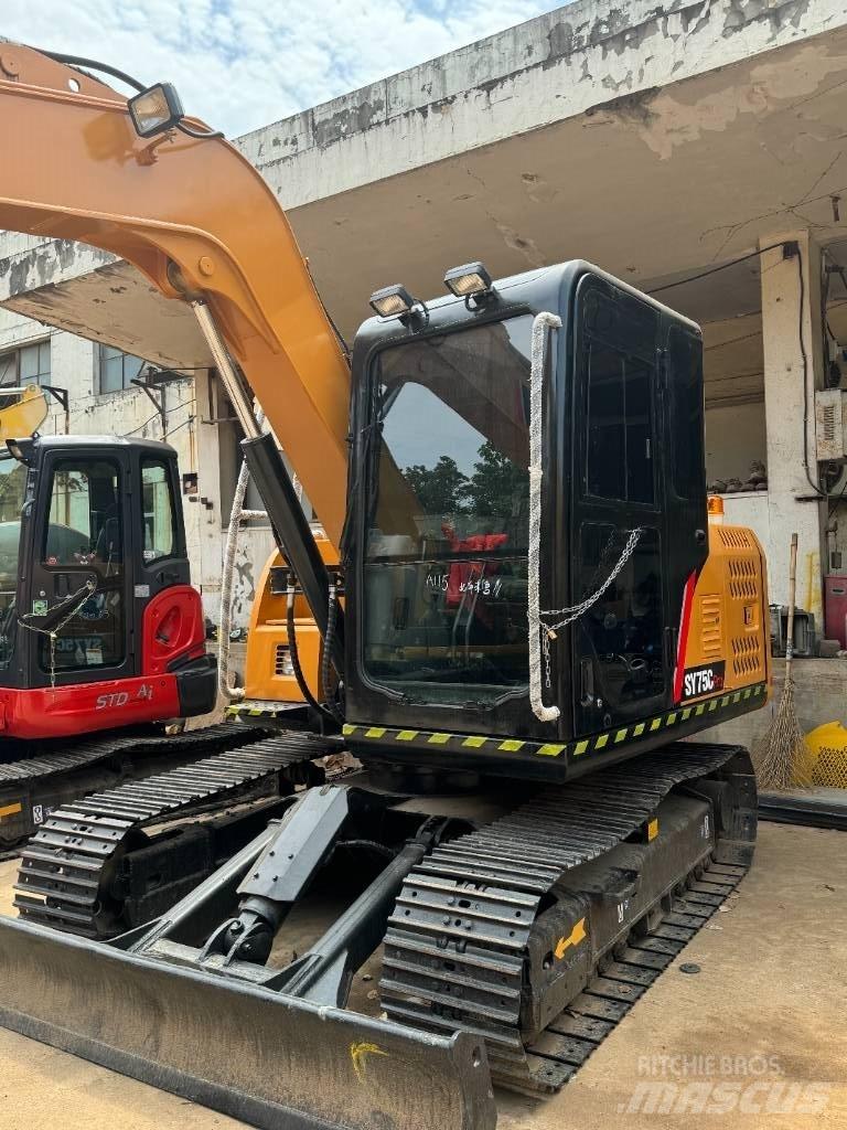 Sany SY 75 C Mini Escavadoras <7t
