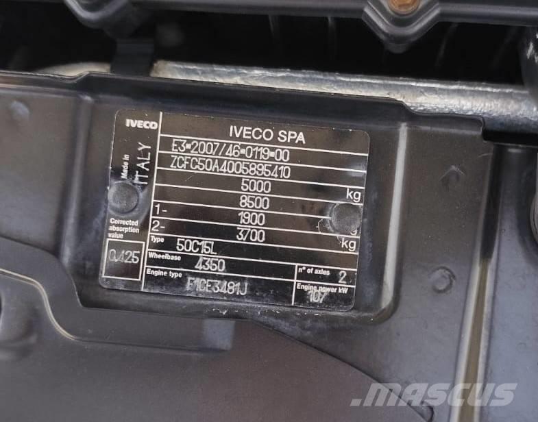 Iveco Daily 50 C15 Camiões de caixa fechada