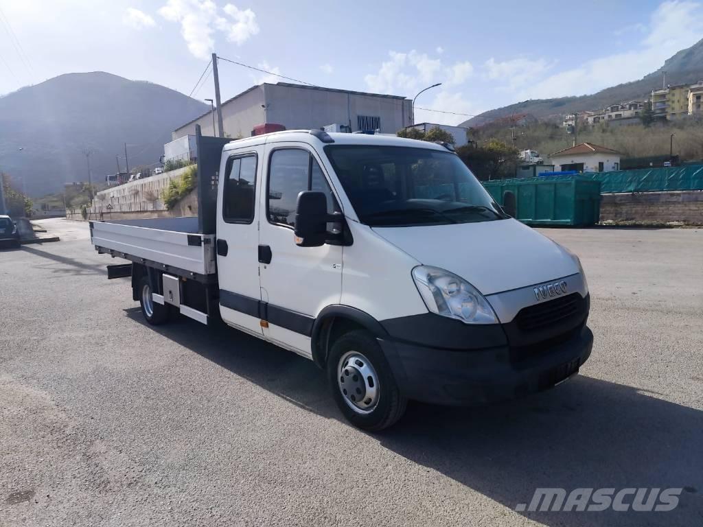 Iveco Daily 50 C15 Camiões de caixa fechada