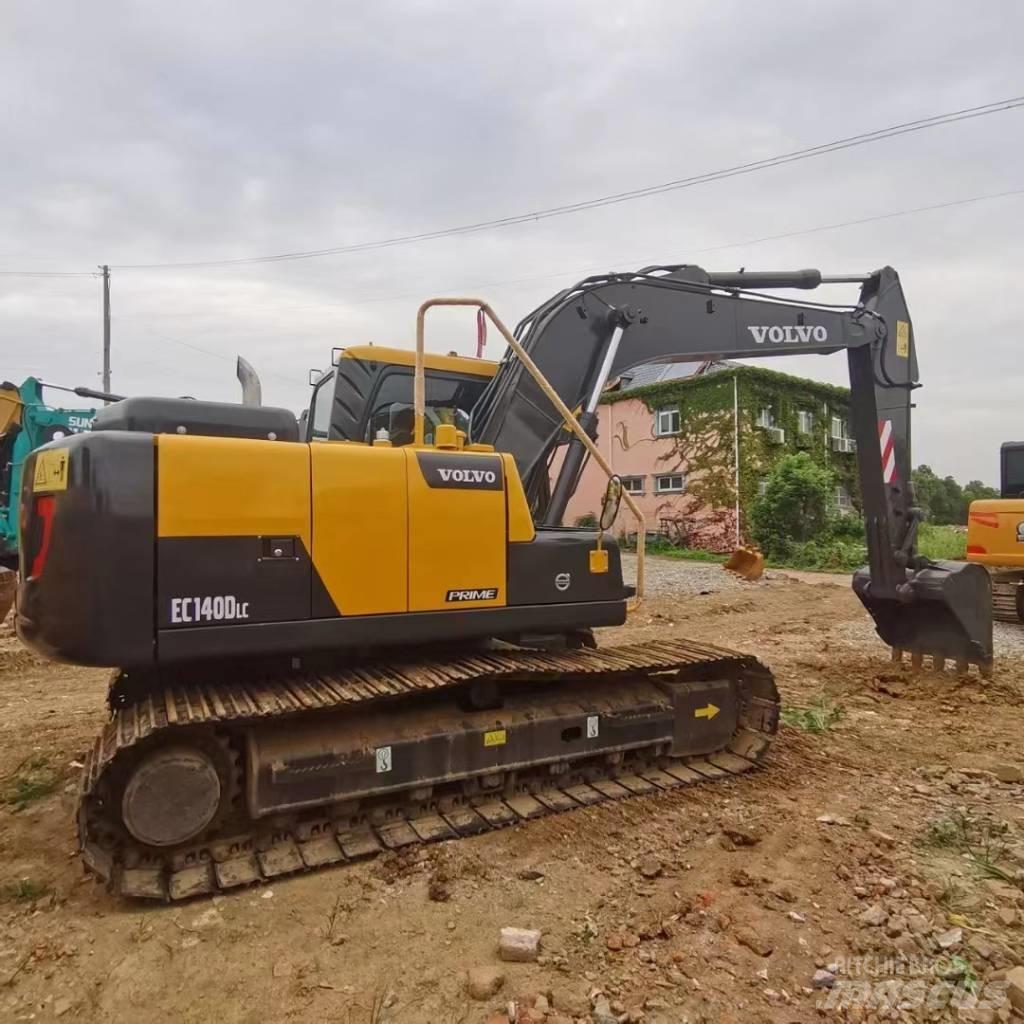 Volvo EC 140 DL Escavadoras Midi 7t - 12t