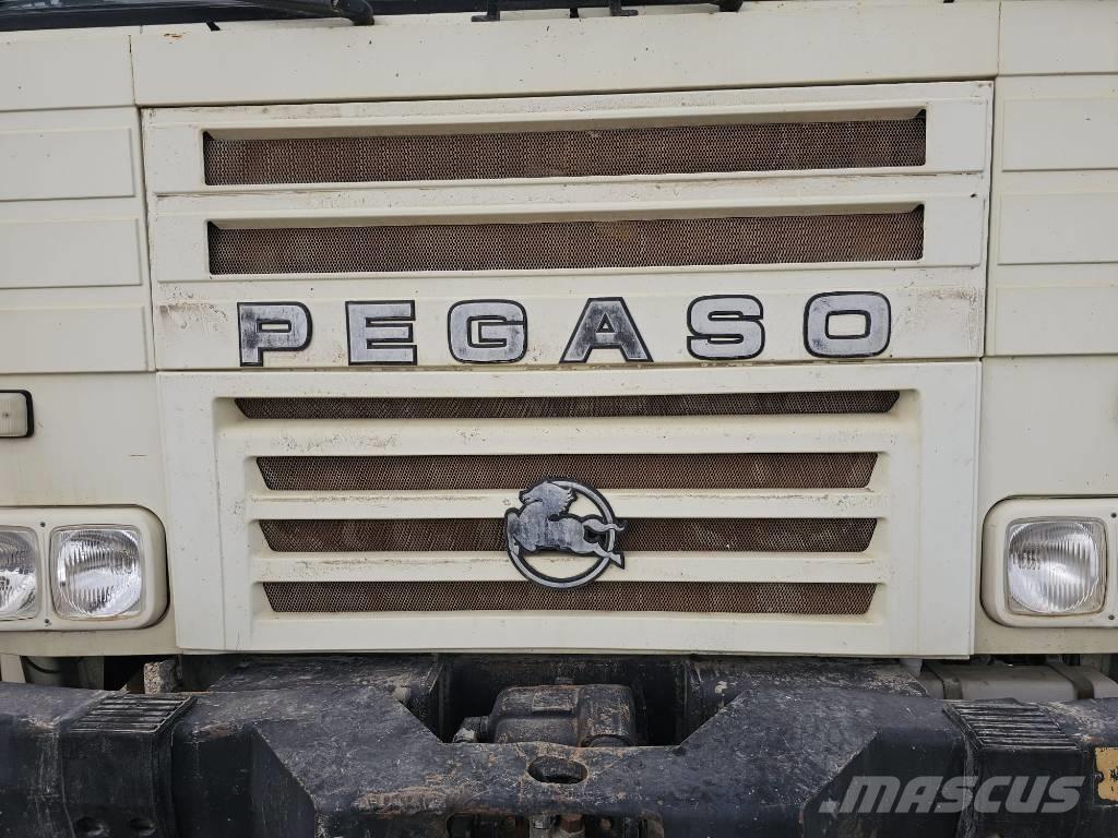 Pegaso 2323k Camiões bomba Betão