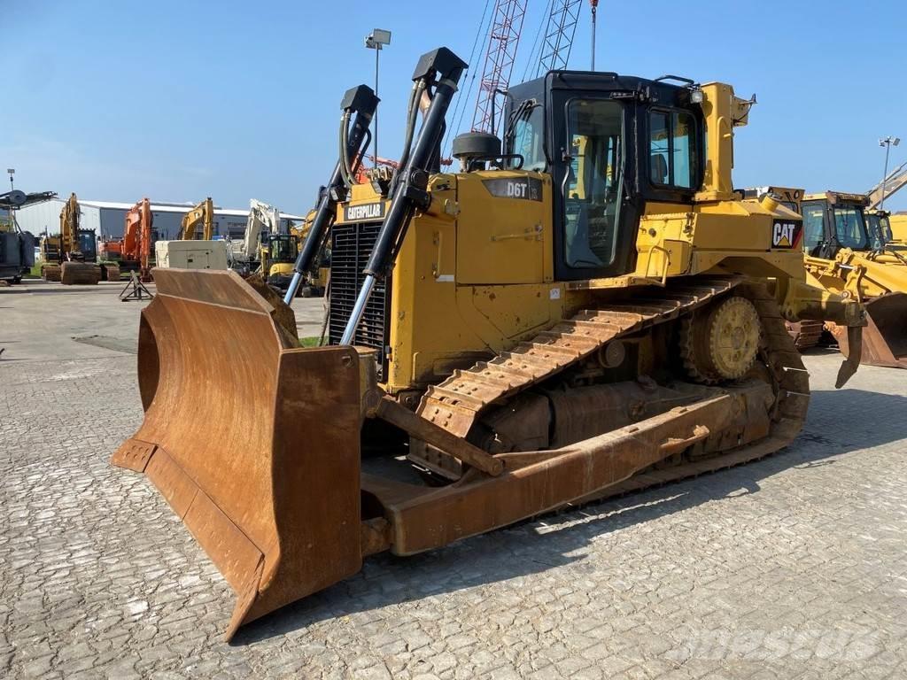 CAT D6T NVT Dozers - Tratores rastos