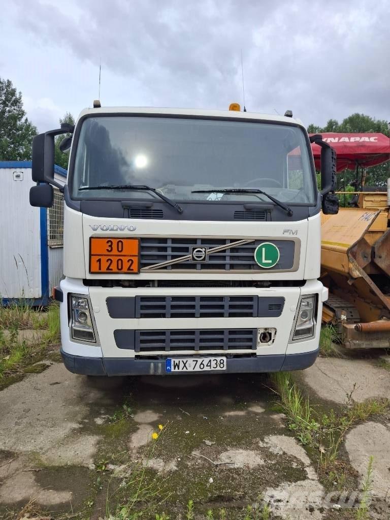  Volvo/Stokota FM/CS Camiões-cisterna