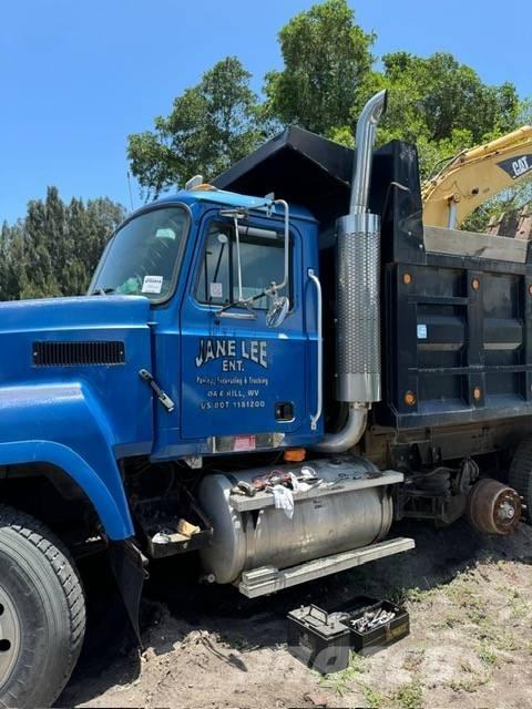 Mack CH613 8x4 2002 Camiões basculantes