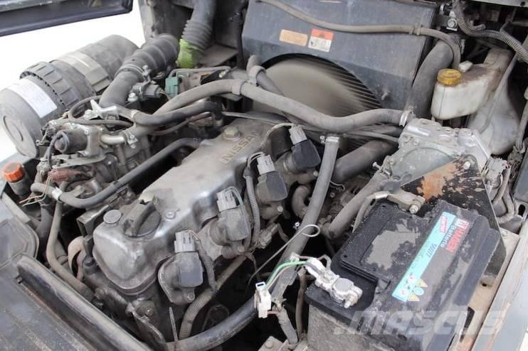 Nissan DX25LPG Empilhadores a gás