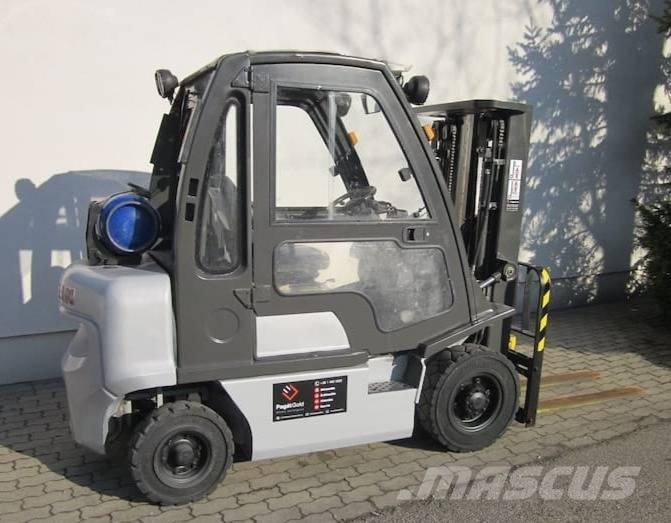 Nissan DX25LPG Empilhadores a gás