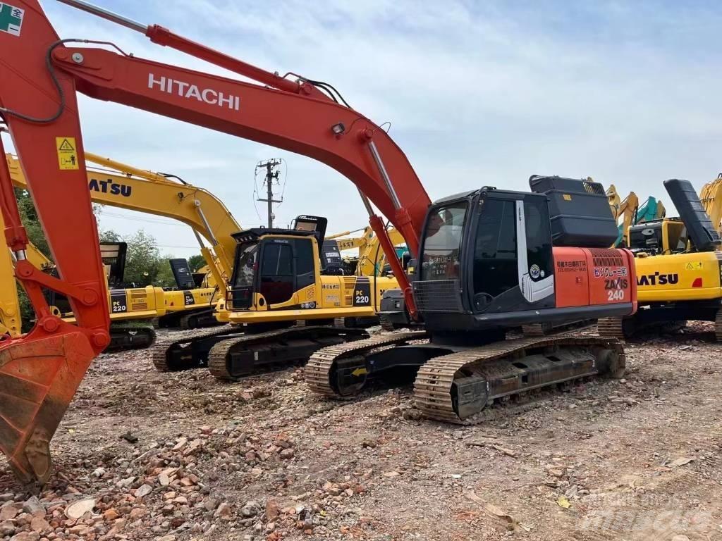 Hitachi ZX 240-3 Escavadoras de rastos