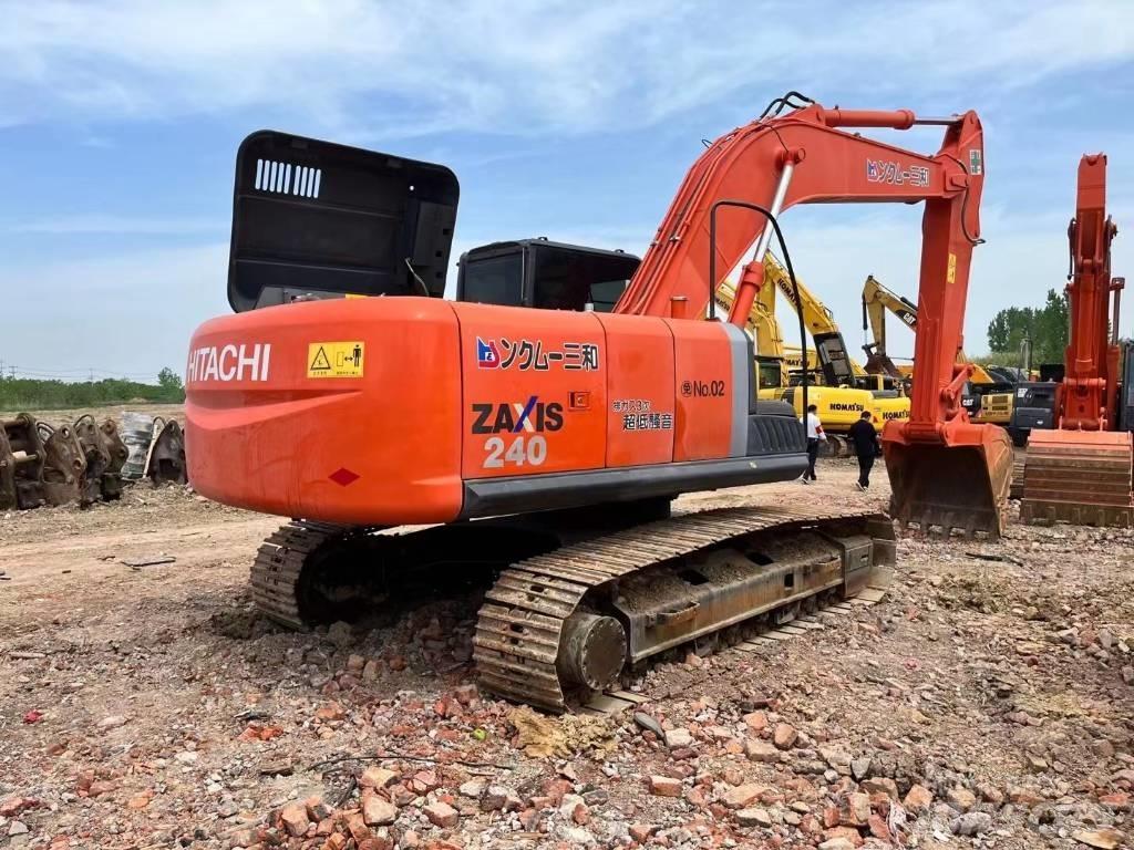 Hitachi ZX 240-3 Escavadoras de rastos