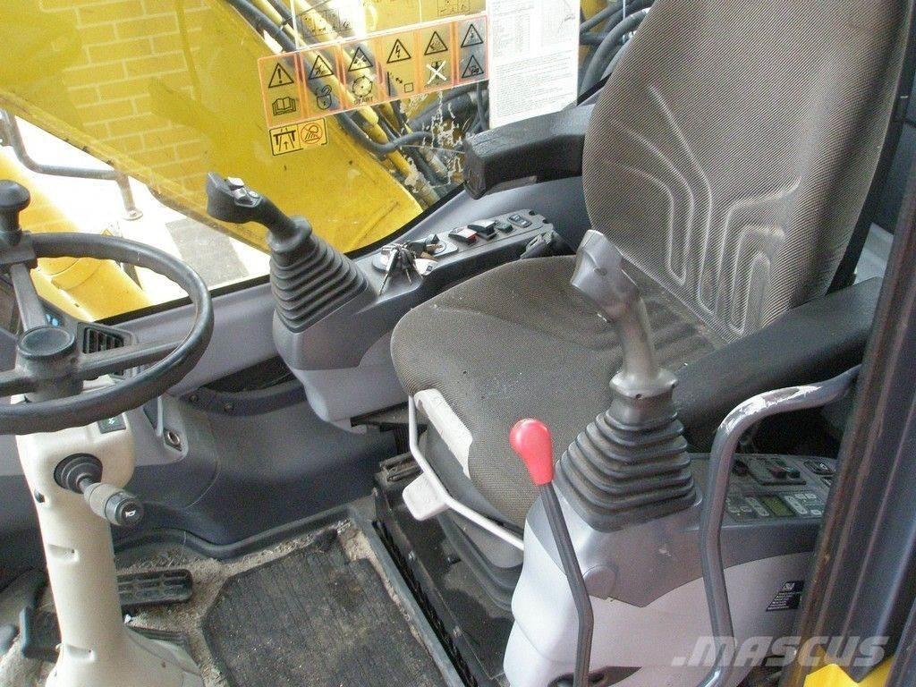 Komatsu PW140-7 Escavadoras de rodas
