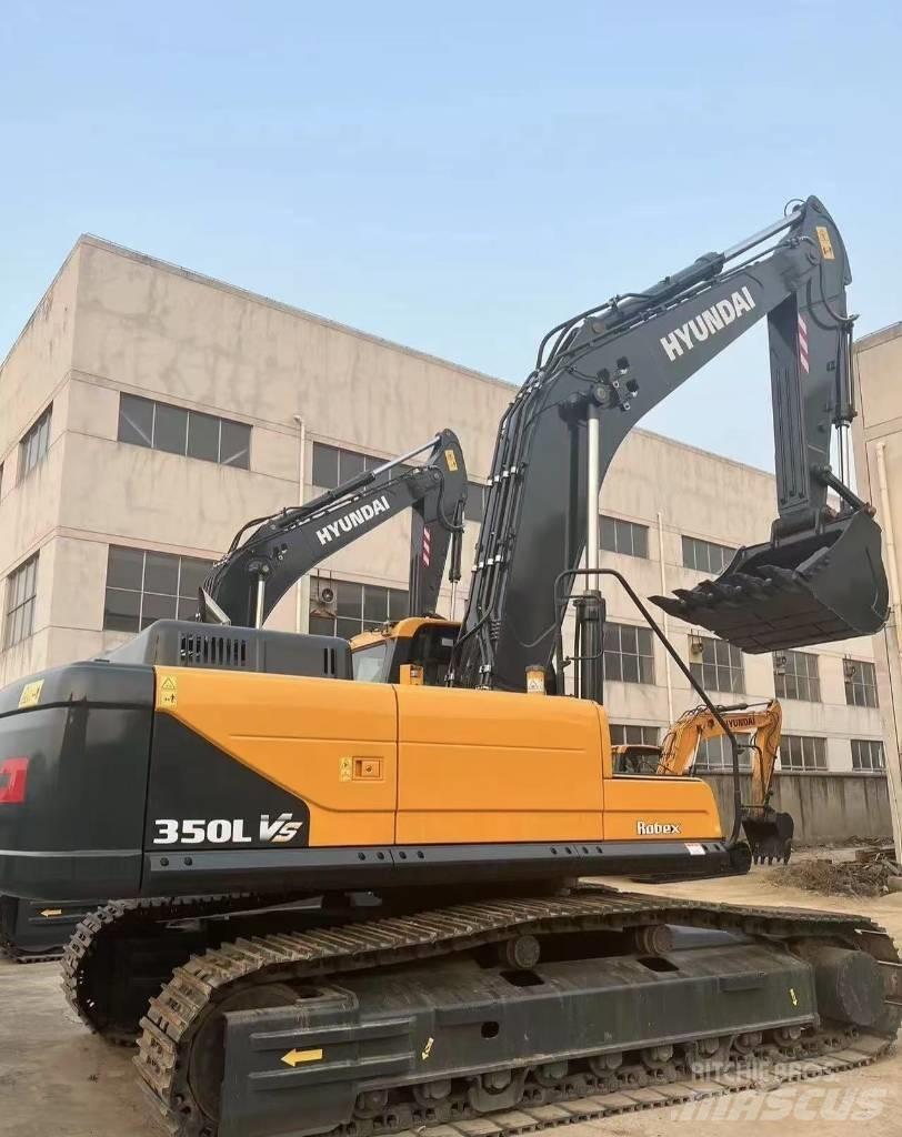 Hyundai 350 L VS Escavadoras de rastos
