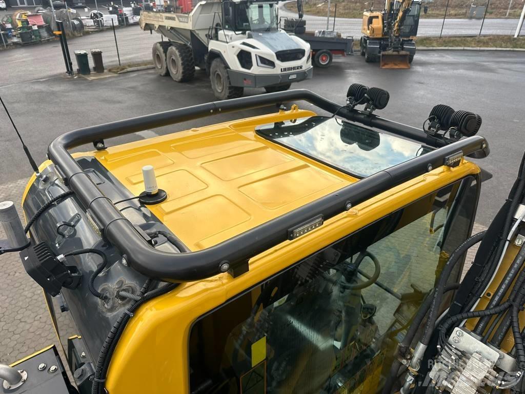 Komatsu PW 148-11 Escavadoras de rodas
