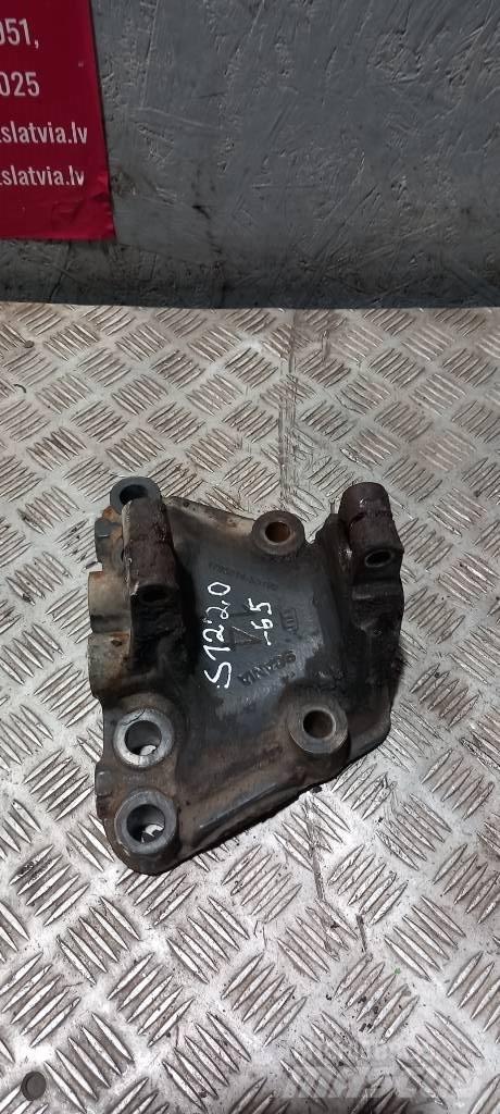 Scania G 400   1785814 Chassis e suspensões