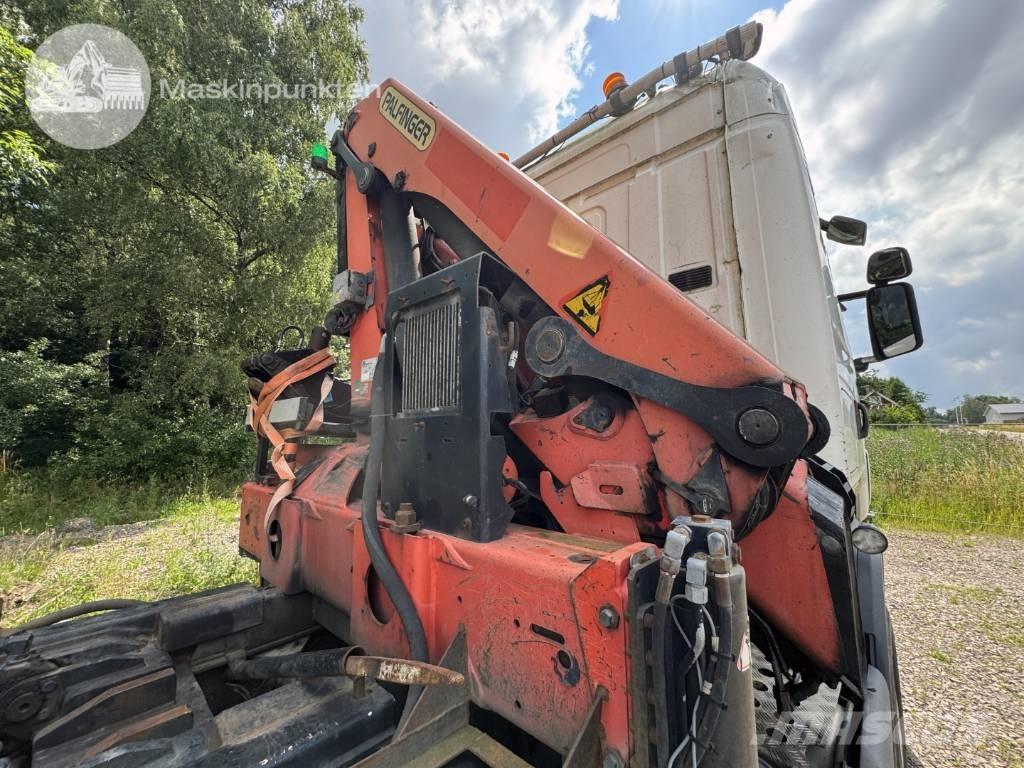 Scania R 420 LB Camiões grua