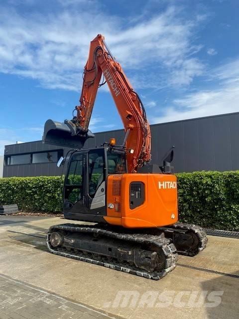 Hitachi ZX 135 US-6 Escavadoras de rastos