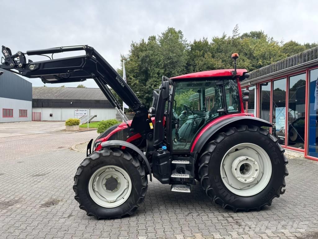 Valtra G105 H Tratores Agrícolas usados