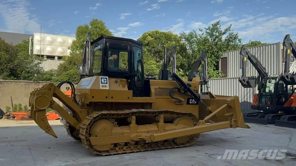 CAT D7G Dozers - Tratores rastos
