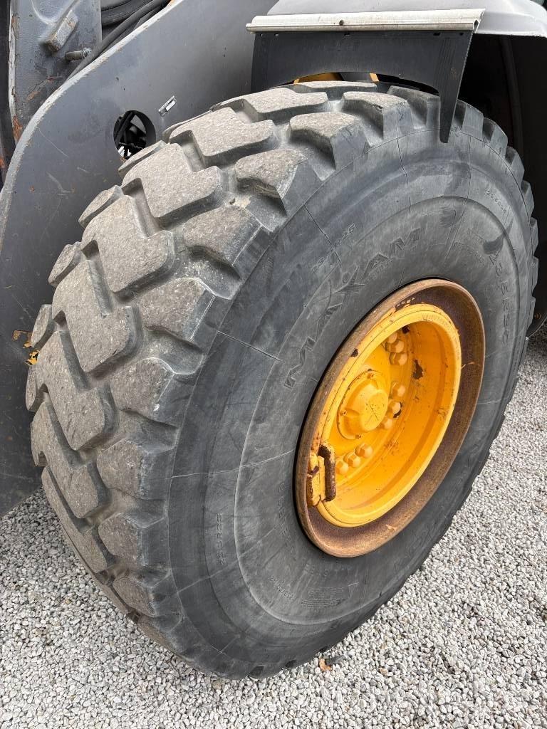 Volvo L 120 H Pás carregadoras de rodas
