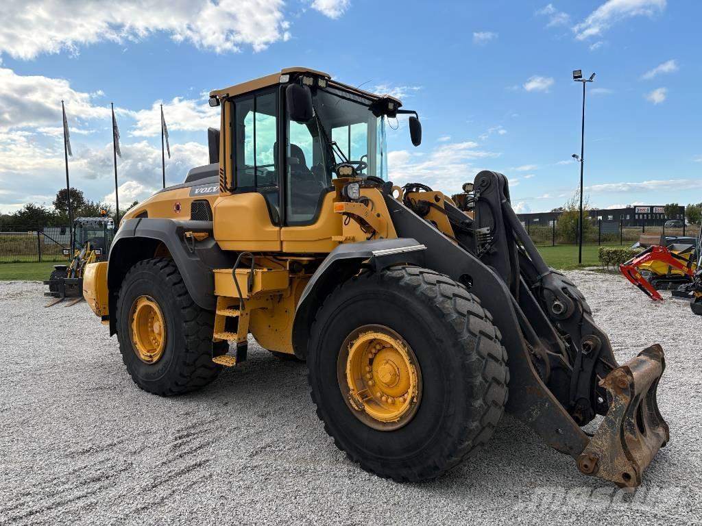 Volvo L 120 H Pás carregadoras de rodas
