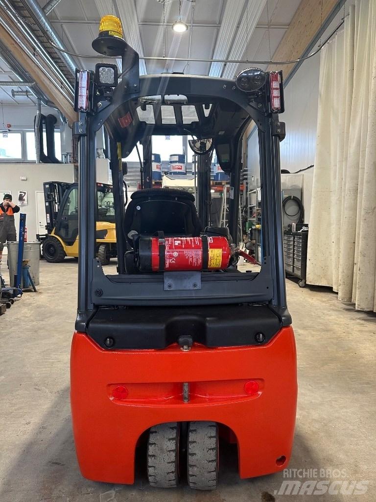Linde E20L-02 Empilhadores eléctricos