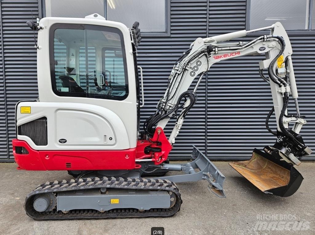 Takeuchi TB 225 Mini Escavadoras <7t