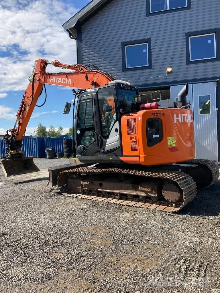 Hitachi ZX 135 US-6 Escavadoras de rastos