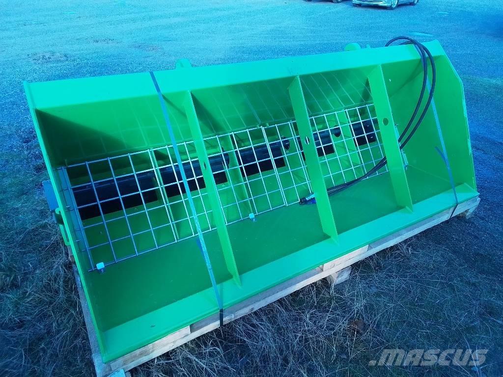 Sami SL-2300 Espalhadores de areia e sal