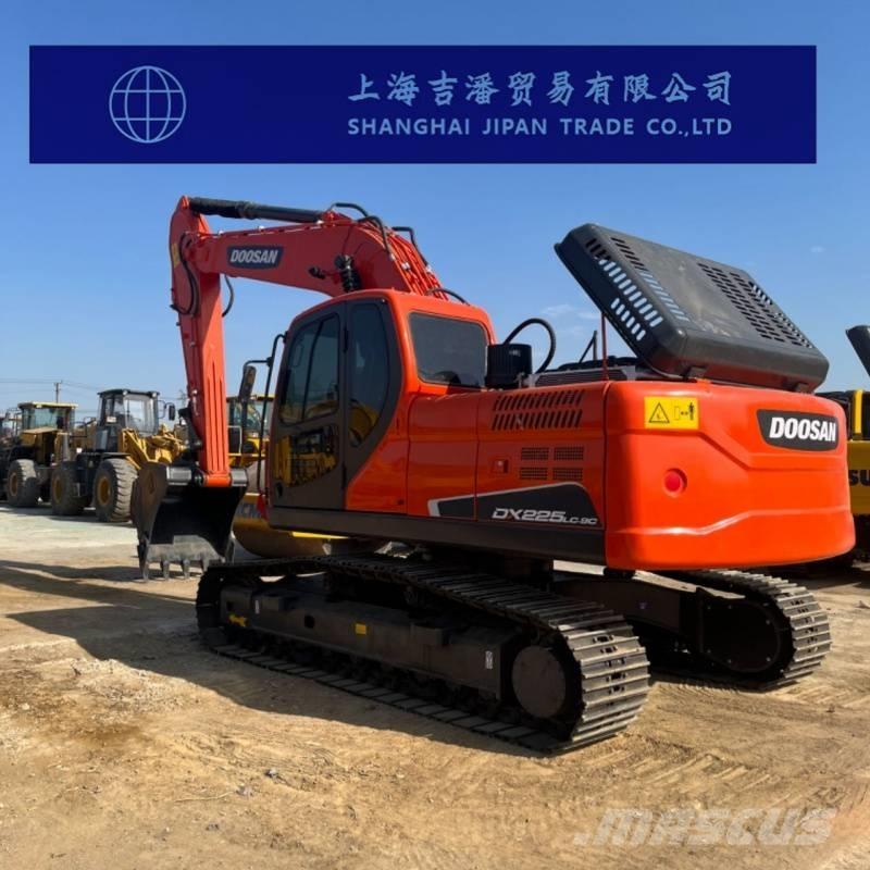 Doosan DX 225 Escavadoras de rastos