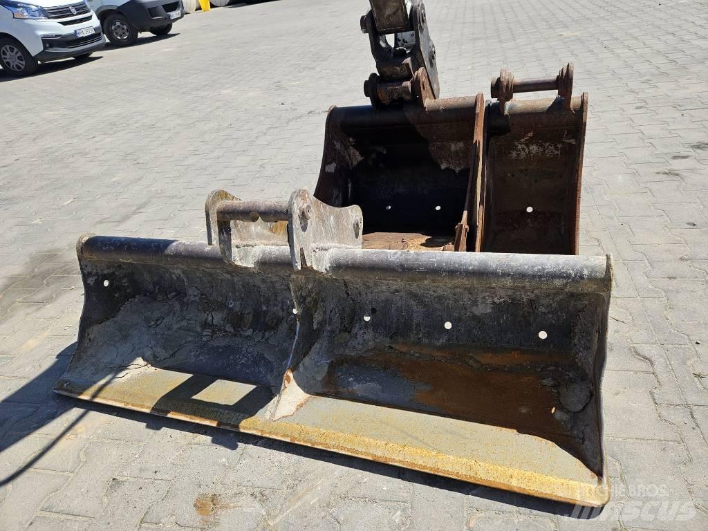 Takeuchi TB 235 Mini Escavadoras <7t
