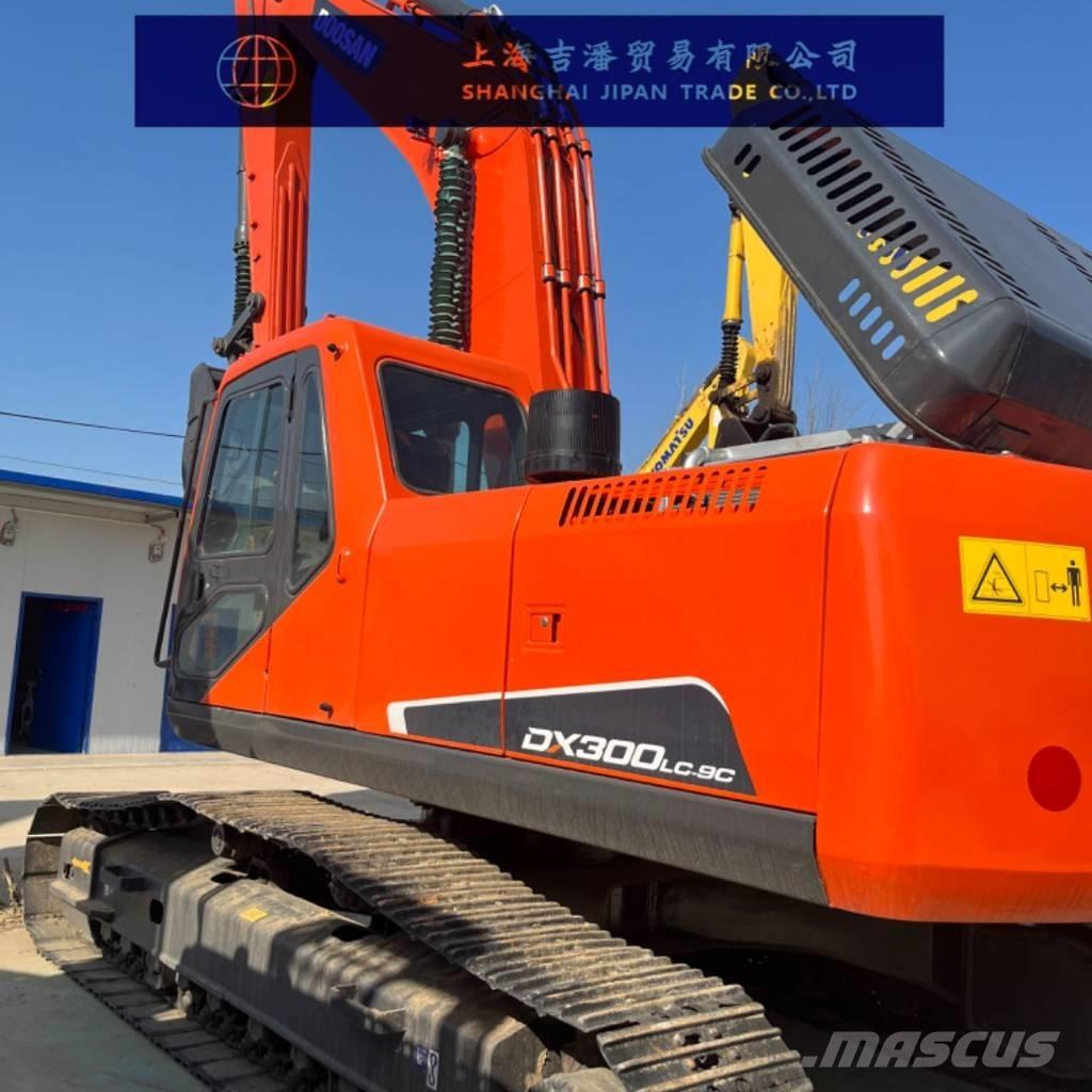 Doosan DX 300 Escavadoras de rastos