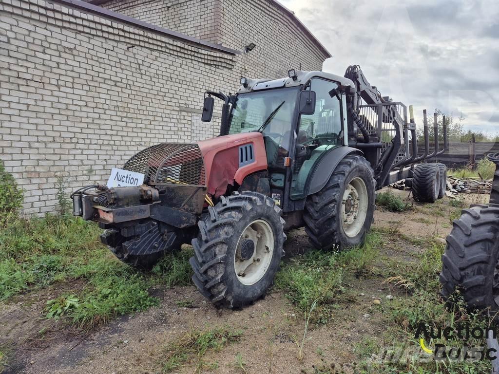 Hattat HTT A110 Forwarders florestais