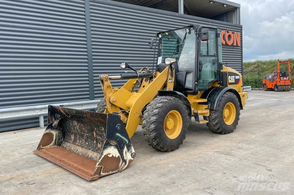 CAT 908M Pás carregadoras de rodas