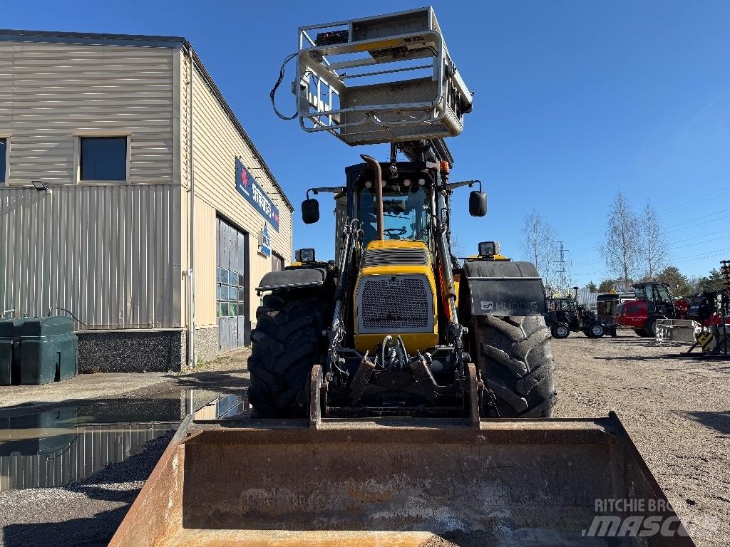 Huddig 1260 C Retroescavadoras