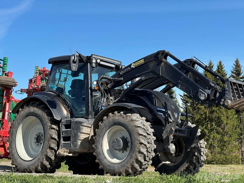 Valtra T 255 Versu Tratores Agrícolas usados