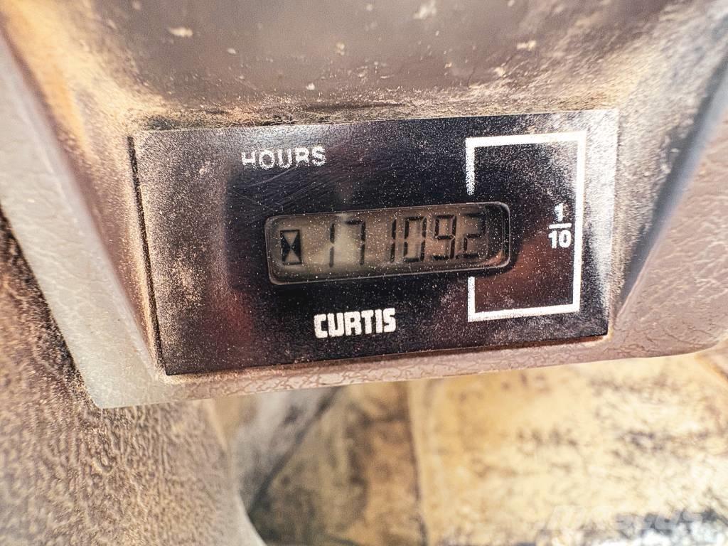 Doosan DL 300 Pás carregadoras de rodas