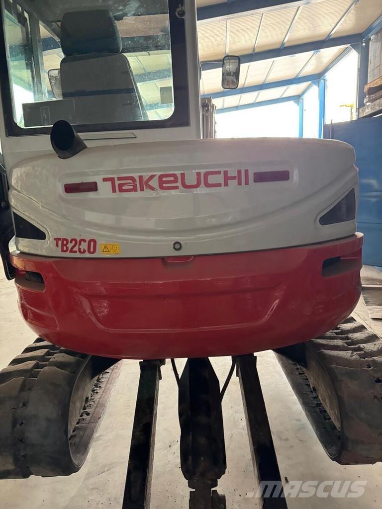 Takeuchi TB260 Mini Escavadoras <7t