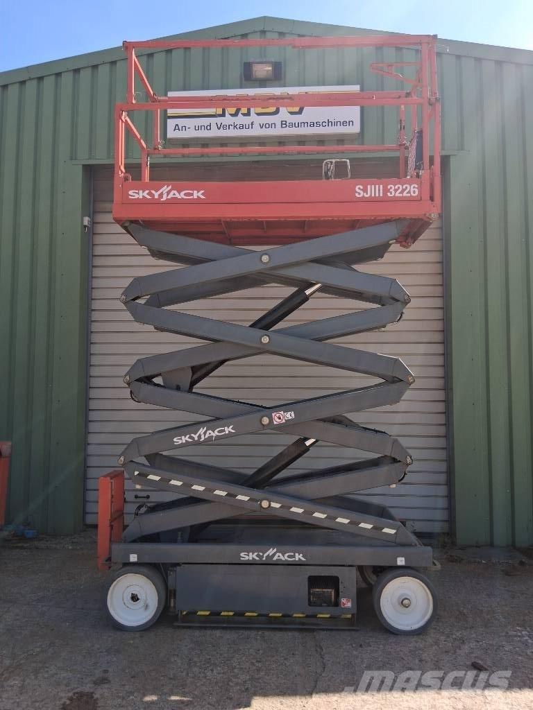 SkyJack SJ III 3226 Elevadores de tesoura