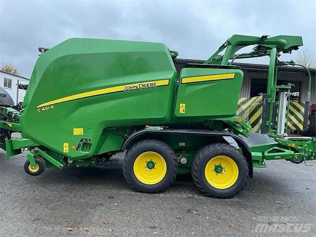 John Deere C451R Enfardadeira de rolos