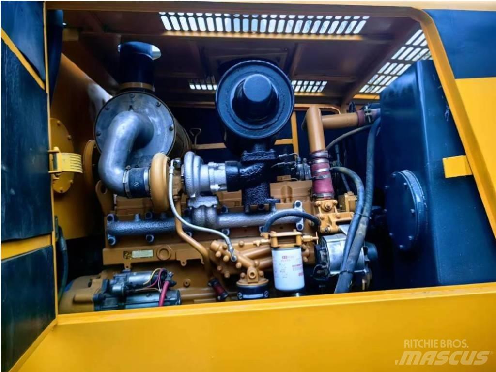 XCMG GR 2153 Motoniveladoras