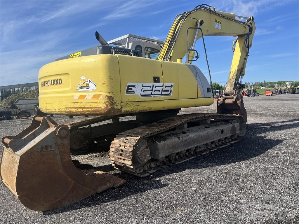 New Holland E 265 B Escavadoras de rastos